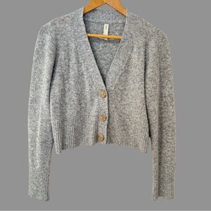 nap Loungewear Gray Knit V-Neck Long Sleeve Cropped Cardigan M ($189)
